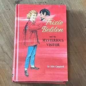 Trixie Belden and the Mysterious Visitor vintage hardcover book Julie Campbell